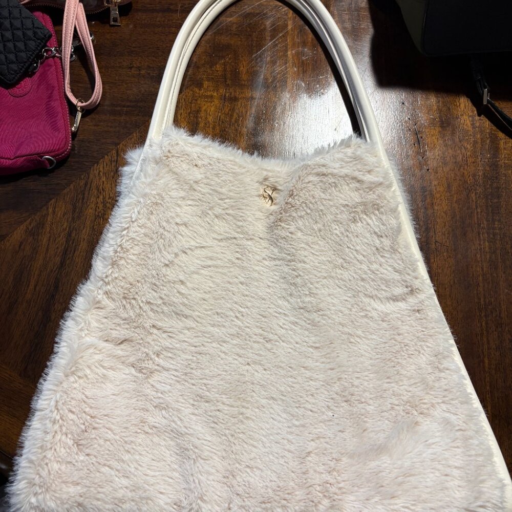VS faux fur tote